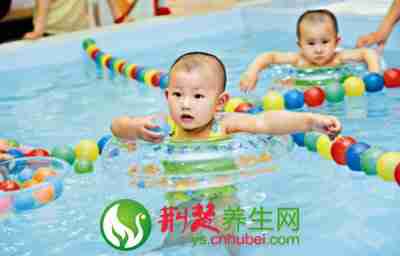 小孩游泳的好处及注意事项