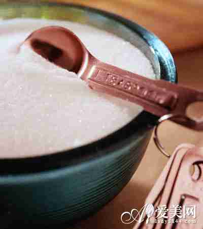  女人常喝可乐容易衰老 爱美别吃10种食物 